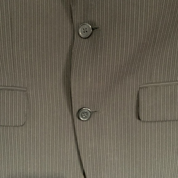 JF Ferrar Suit for men. - Picture 3 of 8
